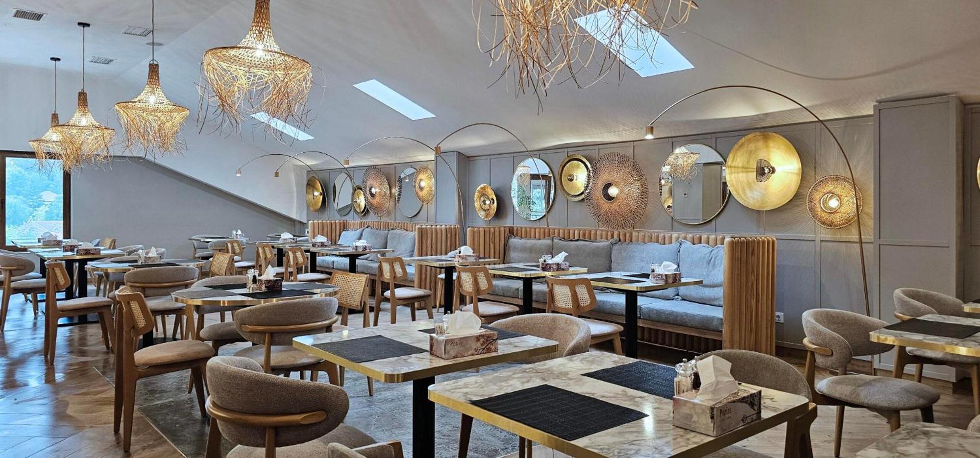 Hotel Orizont Calimanesti Luaran gambar